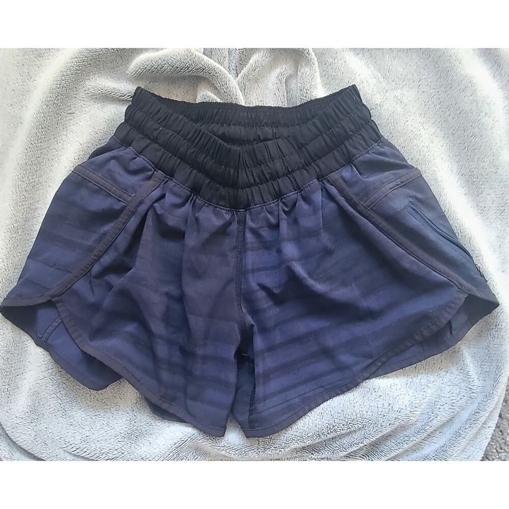 Lululemon Navy Running Shorts Women’s Size 6 Athletic Lightweight